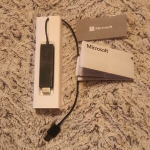 HDMI ( Microsoft)  Wireless Display Adapter in Black